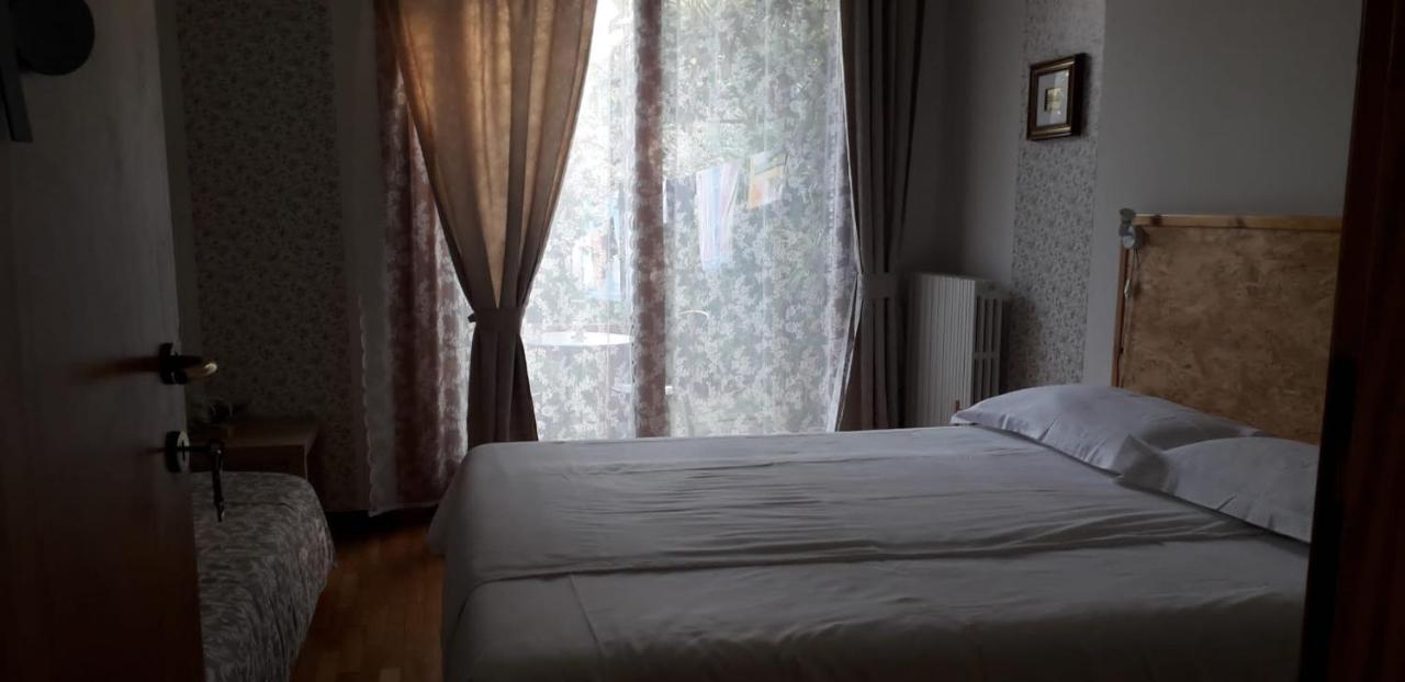 El Rincon Del Artista Bed & Breakfast Soiano Del Lago Exterior photo
