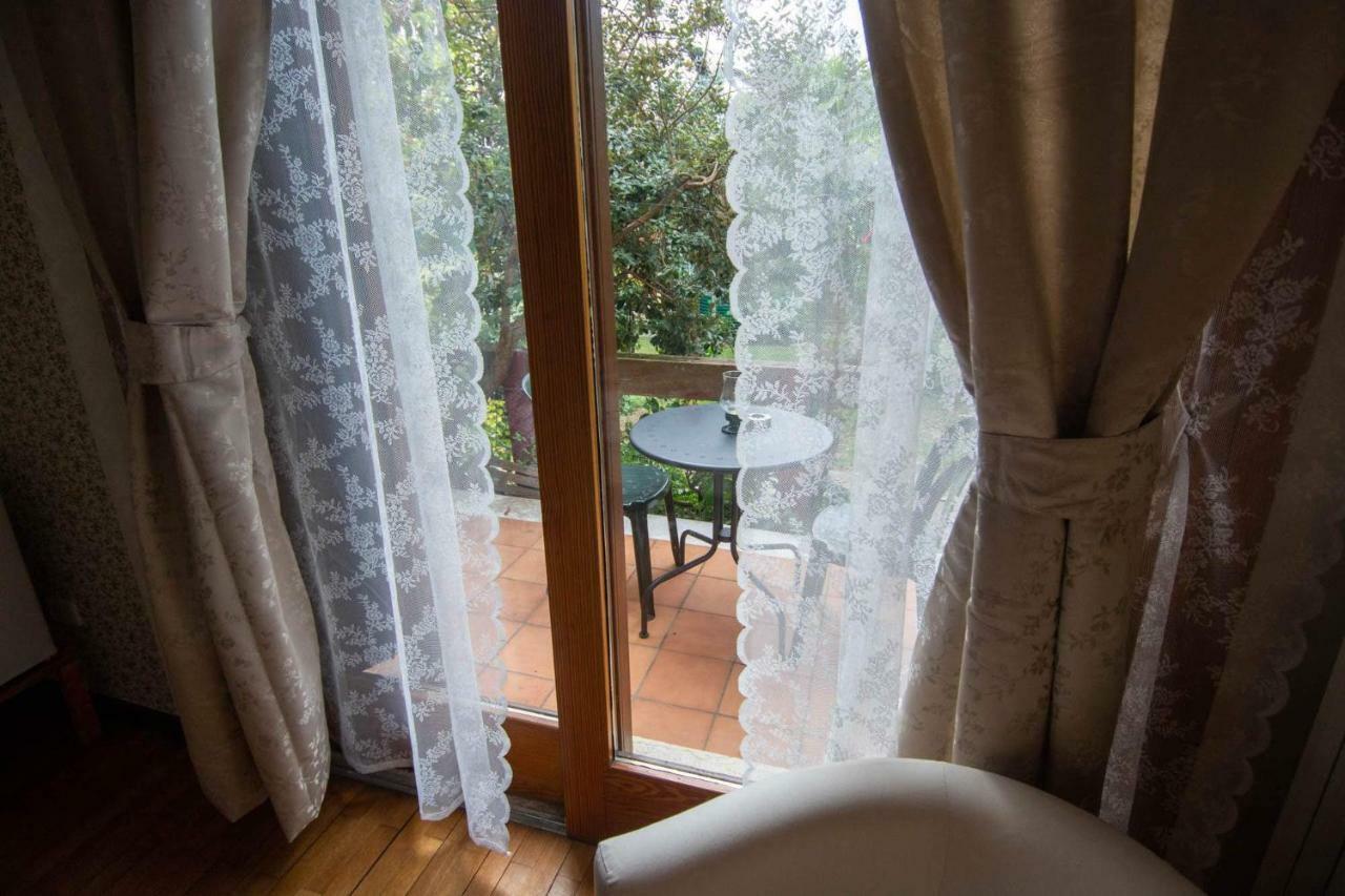 El Rincon Del Artista Bed & Breakfast Soiano Del Lago Exterior photo